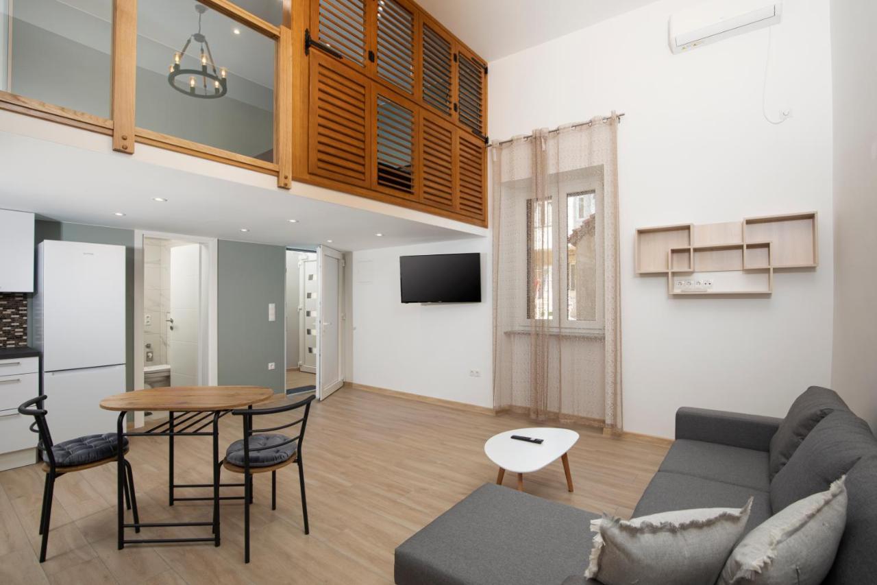 Centar City Pula Apartments Extérieur photo